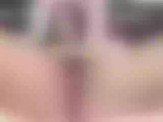 Live sex webcam photo for sexadiction-1 #290855989
