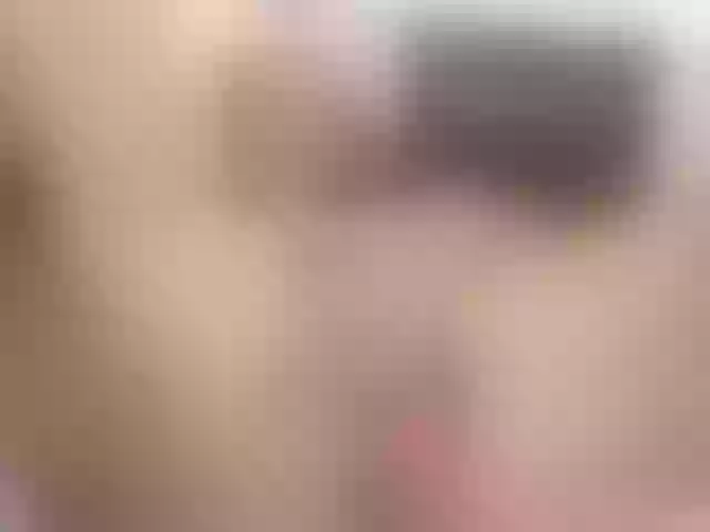 Live sex webcam photo for sexadiction-1 #291045855
