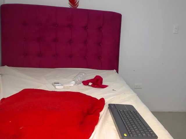 Live sex webcam photo for sexchocolate #277012217