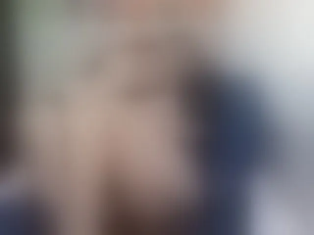 Live sex webcam photo for sexititshot12 #293623098