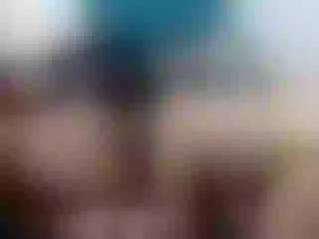 Live sex webcam photo for sexlesbian1 #271892707