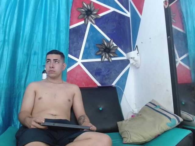 Live sex webcam photo for sexlovededication #290004263