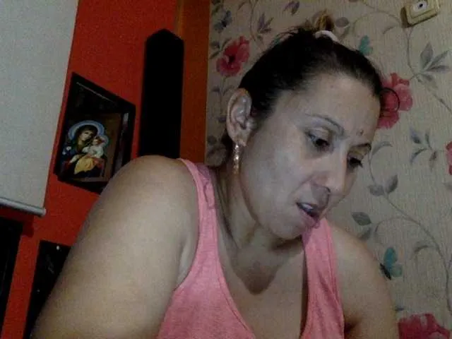 Live sex webcam photo for sexmari39 #275465591