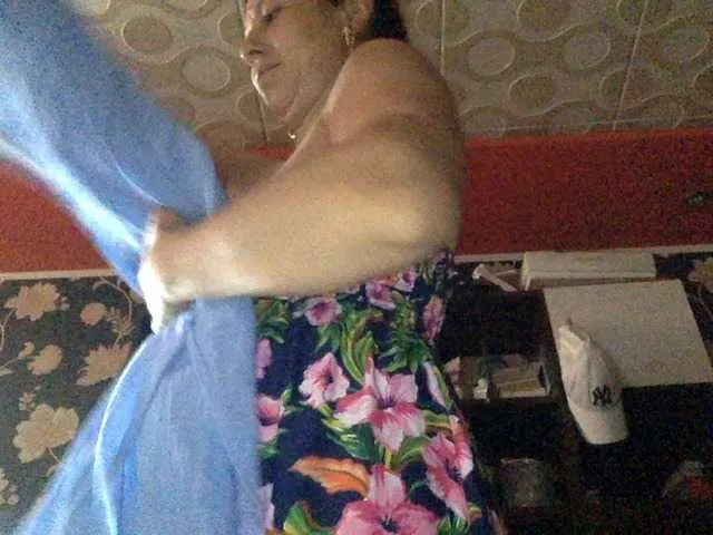 Live sex webcam photo for sexmari39 #275524345