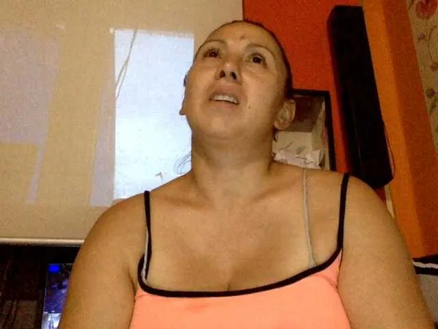 Live sex webcam photo for sexmari39 #275621318