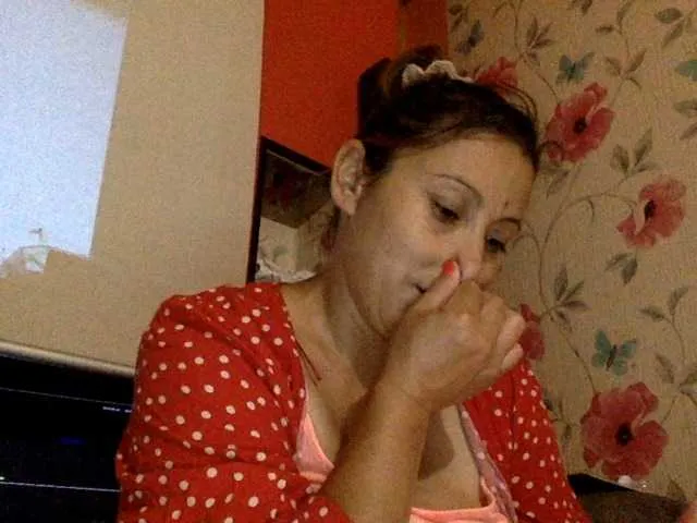 Live sex webcam photo for sexmari39 #275633685