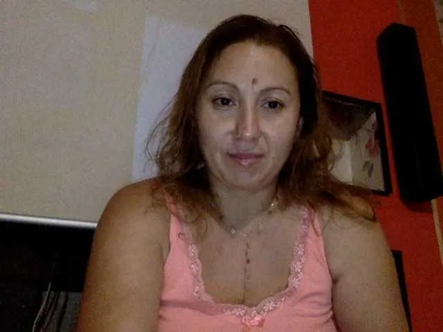 Live sex webcam photo for sexmari39 #275870835