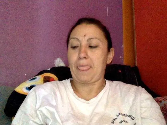 Live sex webcam photo for sexmari39 #291026359