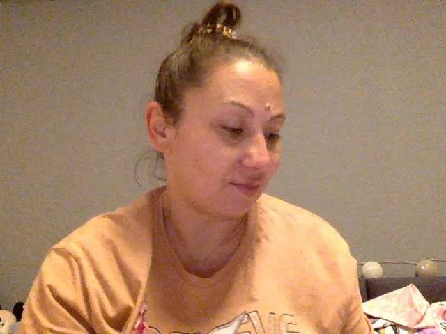 Live sex webcam photo for sexmari39 #291180089