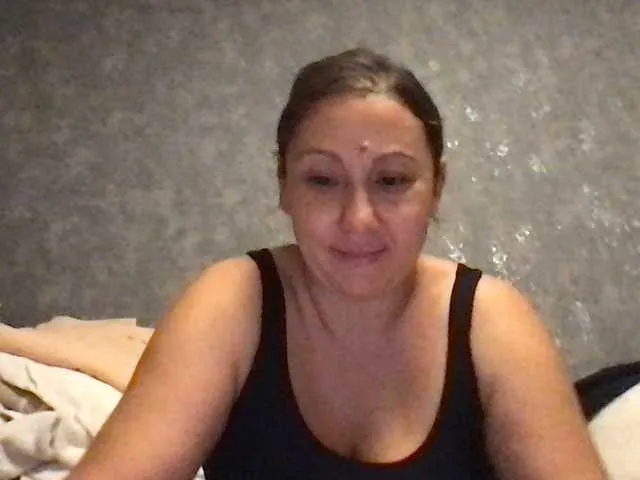 Live sex webcam photo for sexmari39 #292177517