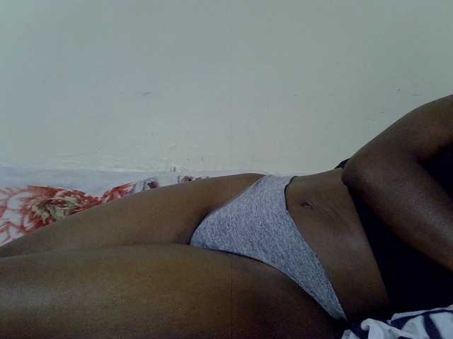 Live sex webcam photo for sexxietatiana #294213087