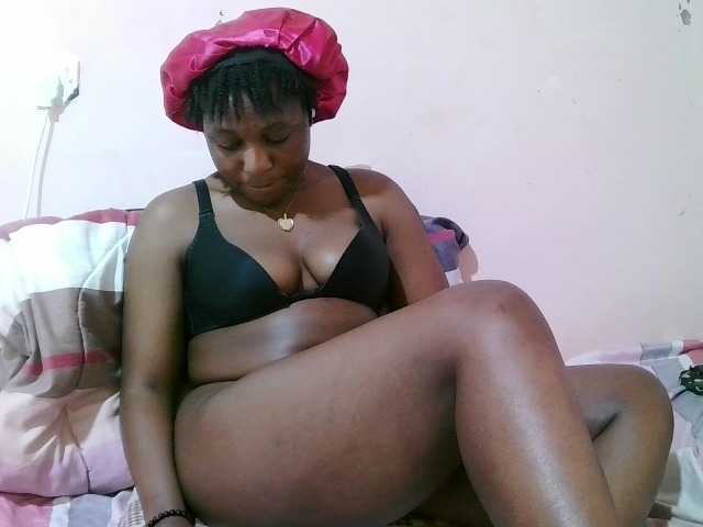 Live sex webcam photo for sexxy-freaky
