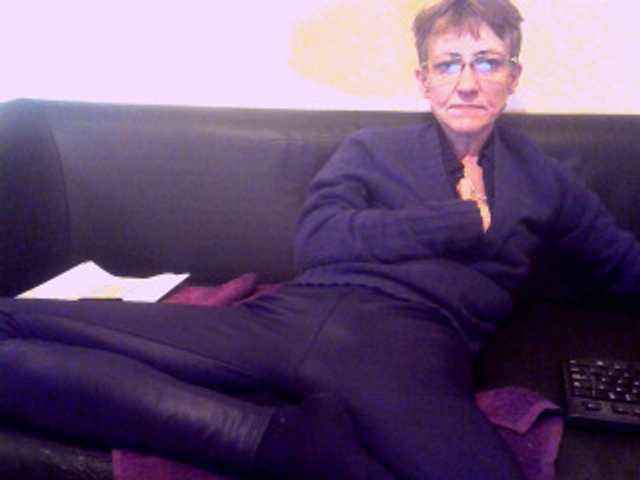 Live sex webcam photo for sexxygeny #272449874