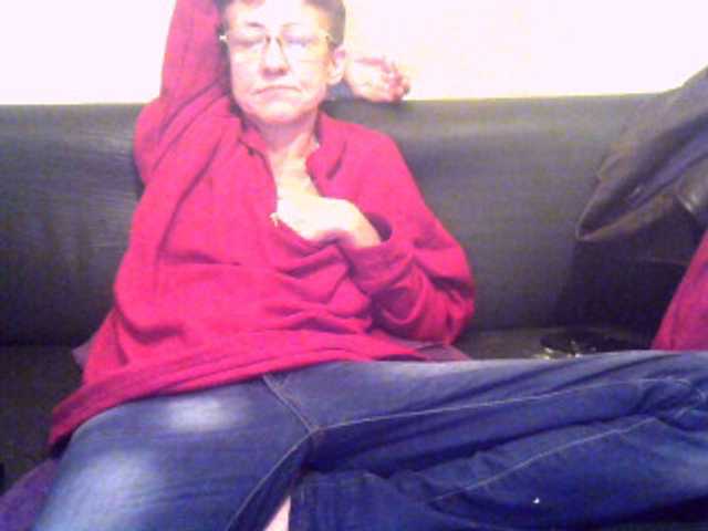 Live sex webcam photo for sexxygeny #272552171