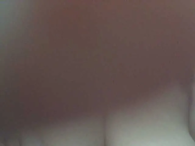 Live sex webcam photo for sexxyicee69 #291883695