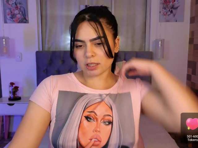 Live sex webcam photo for sexxyladyy #277403512