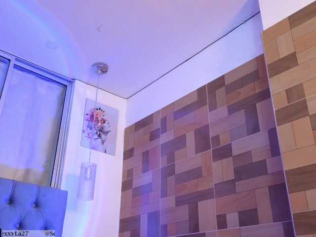 Live sex webcam photo for sexxyladyy #277522254