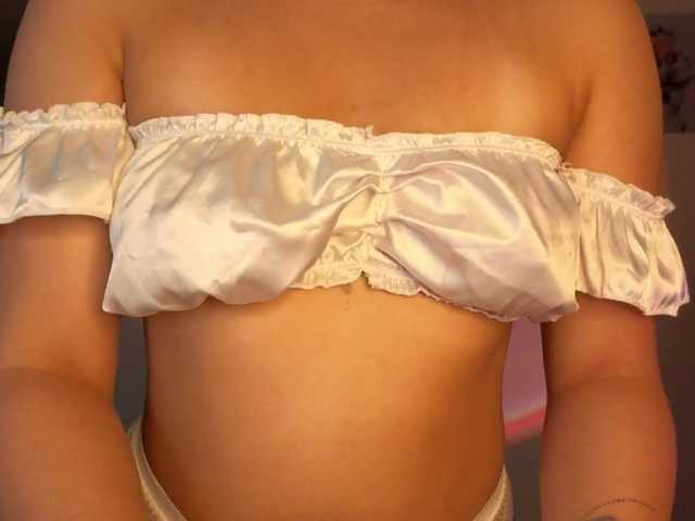 Live sex webcam photo for sexxyladyy #278017722