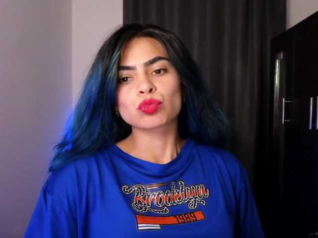 Live sex webcam photo for sexxyladyy #291855974