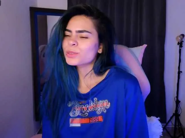 Live sex webcam photo for sexxyladyy #292065582