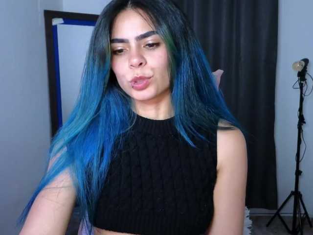 Live sex webcam photo for sexxyladyy #292131778