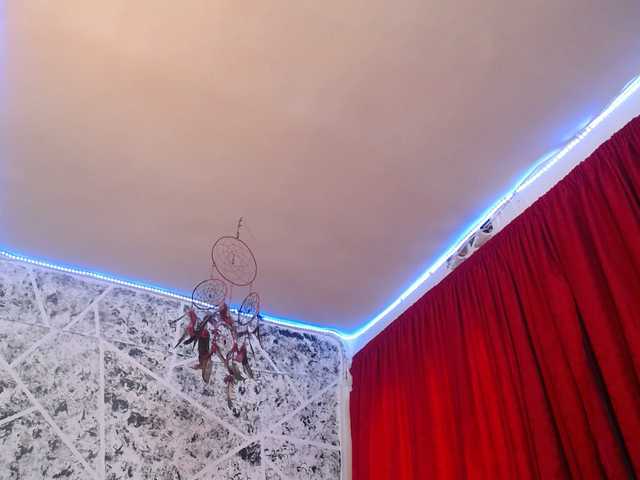 Live sex webcam photo for sexxymegats #291333701