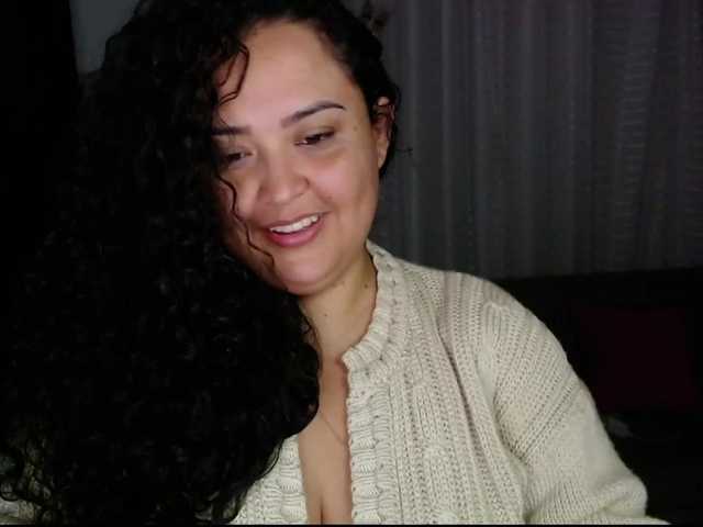 Live sex webcam photo for sexy-Cloe #272593612