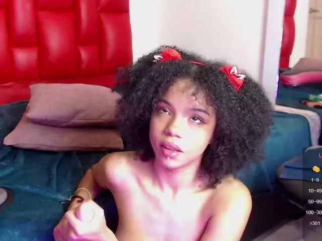 Live sex webcam photo for sexy-alanaa #283579362