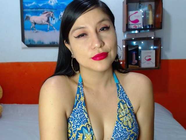 Live sex webcam photo for sexy-annie #290149817