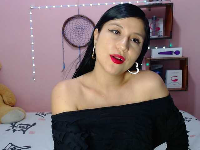 Live sex webcam photo for sexy-annie #290516333