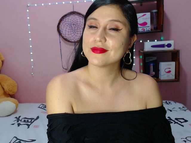 Live sex webcam photo for sexy-annie #290980830