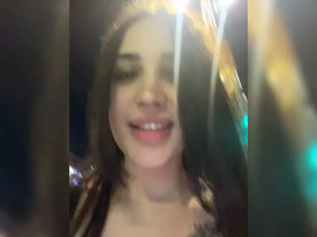 Live sex webcam photo for sexy-assian #274293494