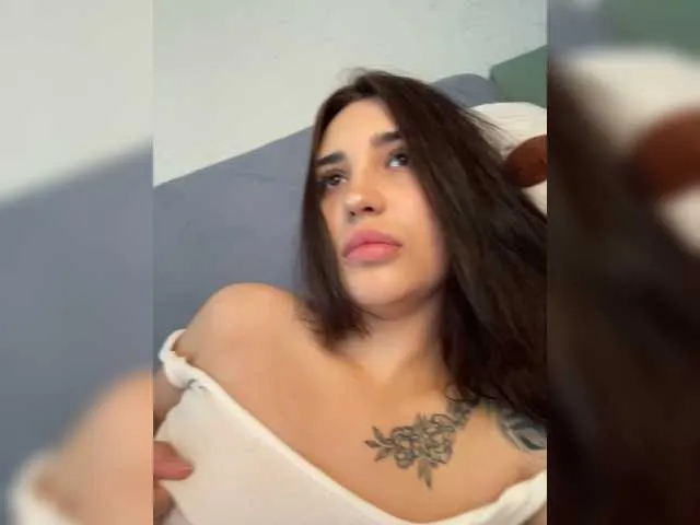 Live sex webcam photo for sexy-assian #274318637