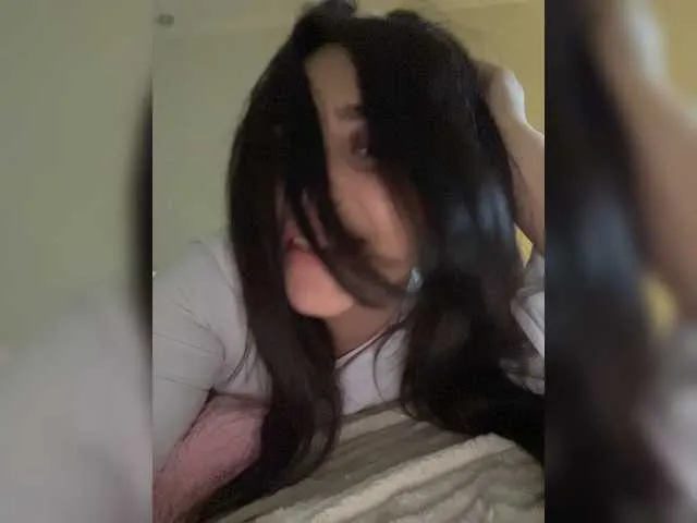 Live sex webcam photo for sexy-assian #274451598