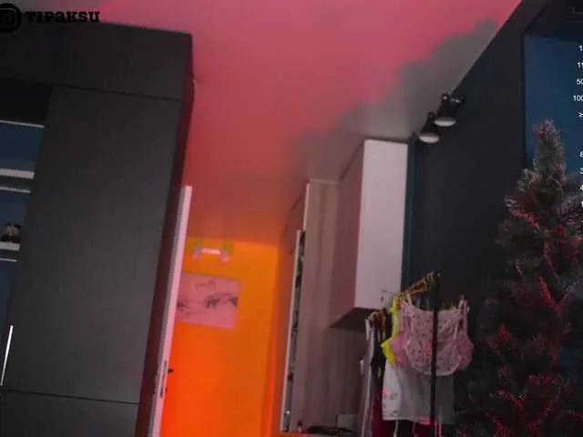 Live sex webcam photo for sexy-assian #276661128