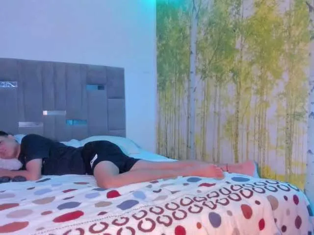 Live sex webcam photo for sexy-babygirl #275731991