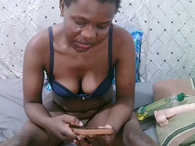 Live sex webcam photo for sexy-bbae #291220553