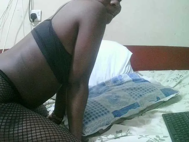 Live sex webcam photo for sexy-bbae #292145913