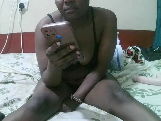 Live sex webcam photo for sexy-bbae #292264762