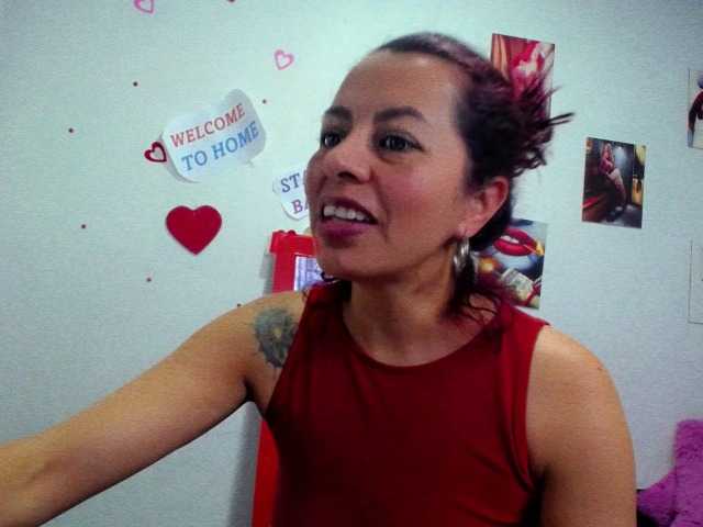 Live sex webcam photo for sexy-chantalv #274557245