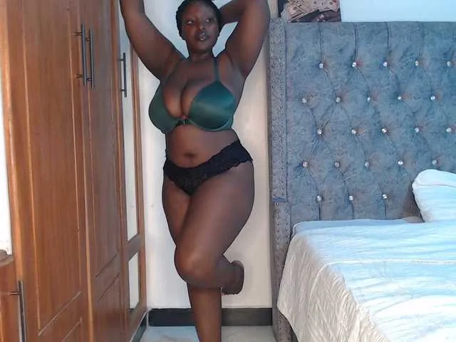 Live sex webcam photo for sexy-chocco #292039676