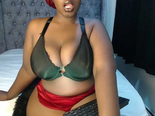 Live sex webcam photo for sexy-chocco #292588017
