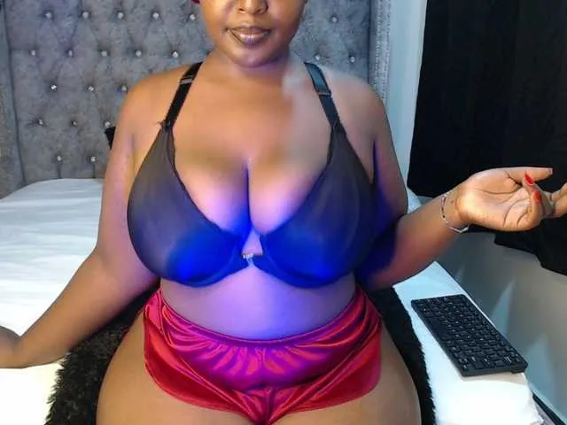 Live sex webcam photo for sexy-chocco #292590098