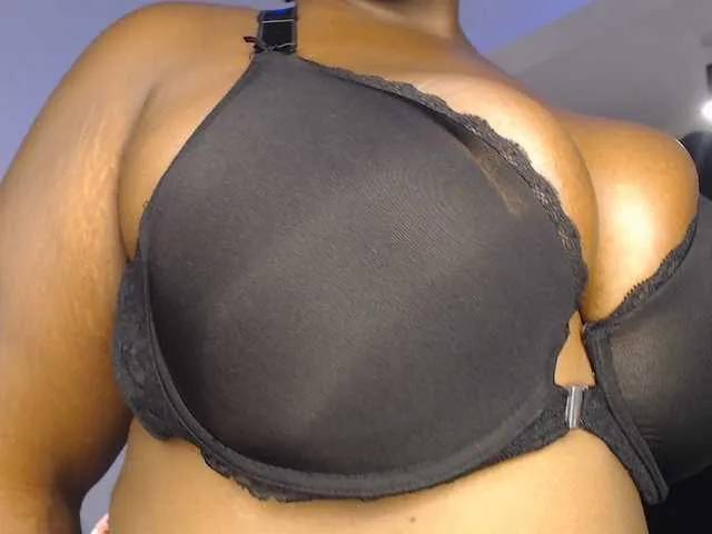 Live sex webcam photo for sexy-chocco #293675980