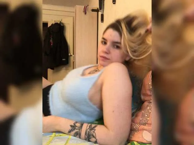 Live sex webcam photo for sexy-couple0 #273368473