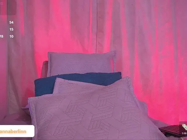 Live sex webcam photo for sexy-danna #291815836