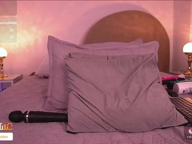 Live sex webcam photo for sexy-danna #292286513