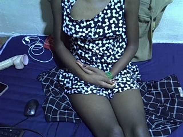 Live sex webcam photo for sexy-jade #277467068