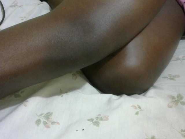 Live sex webcam photo for sexy-val1 #277511905