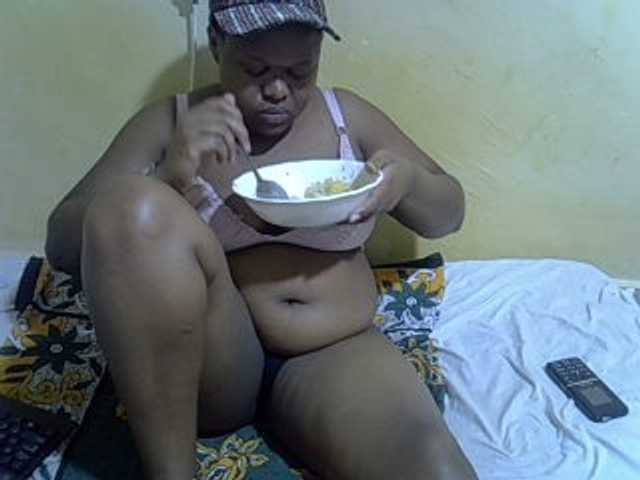 Live sex webcam photo for sexy-yola #275567218